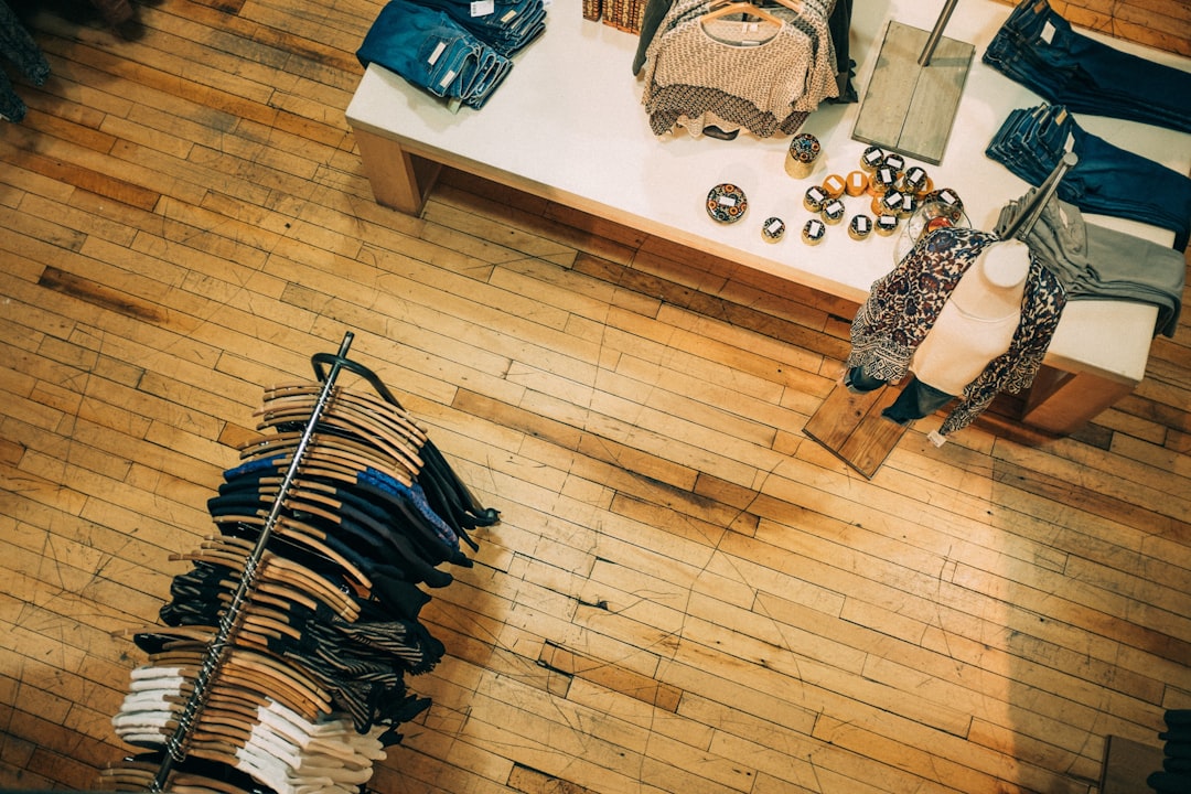 Ecommerce Image Prep That Pays Off: Cleaner Listings, Better Conversion