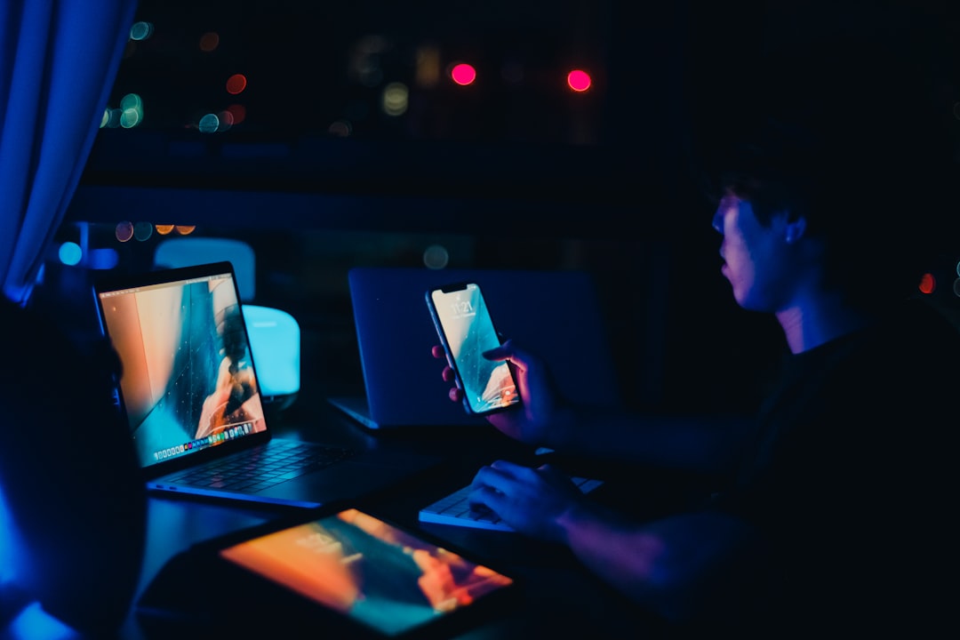 Why Your Social Thumbnail Looks Blurry Online and How to Fix the Preview Process