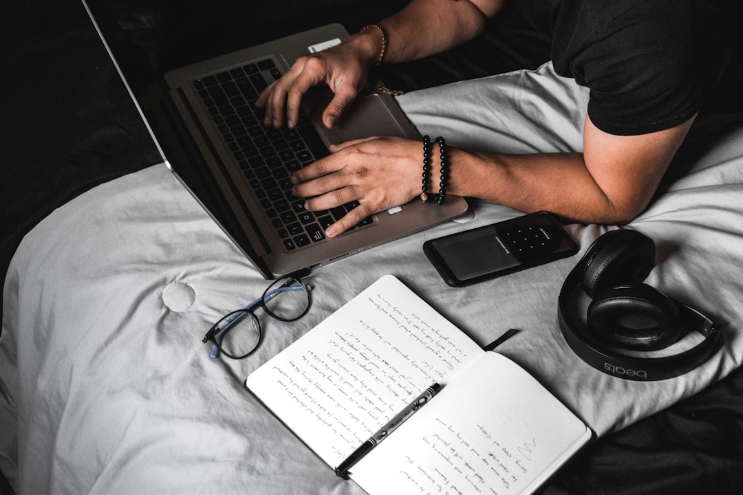 JPEG, PNG, WebP, AVIF: format strategy after upscaling