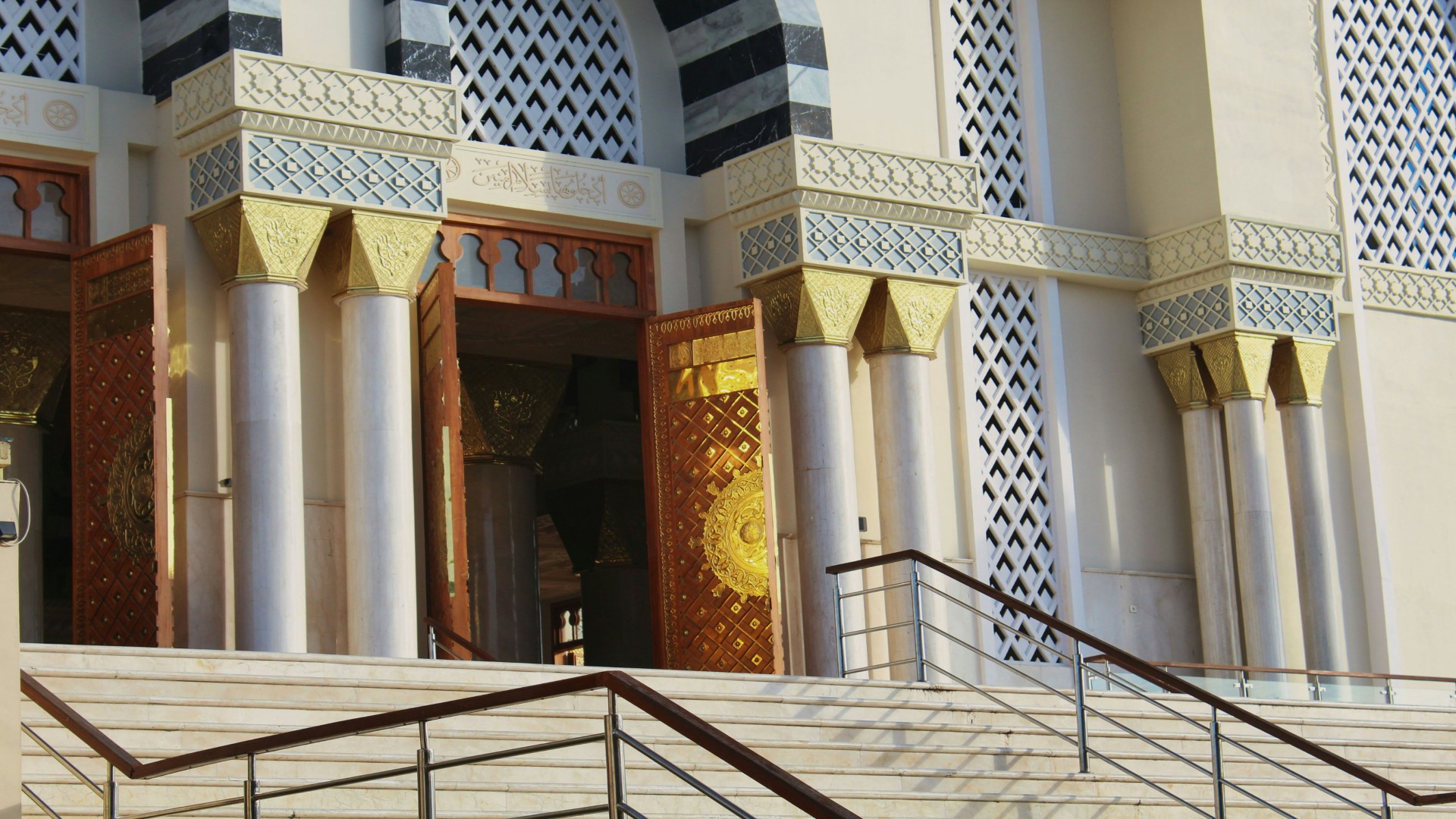 The Masjid Corner I Started Visiting When My Iman Felt Flat