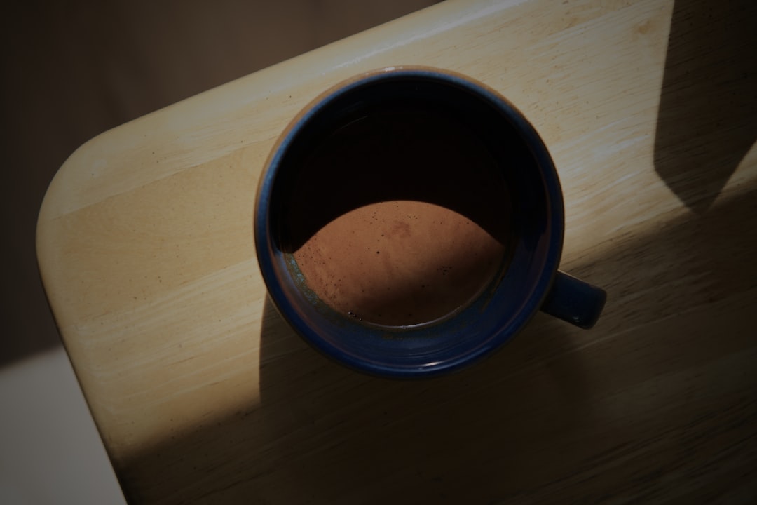 Cover image for: One Cup or Four: How to Size a Hot Chocolate Maker for Your Mornings and Gatherings