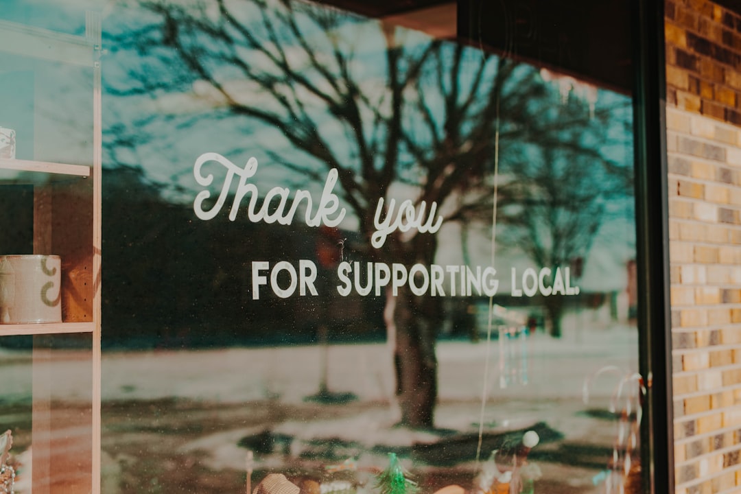 How to Use a Shared Inbox Without Losing Customer Questions cover photo