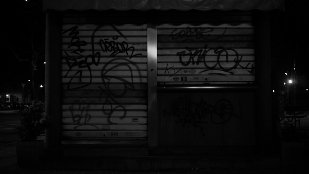 Cover image for: The Shared Note Board That Keeps Small Shop Problems From Getting Lost