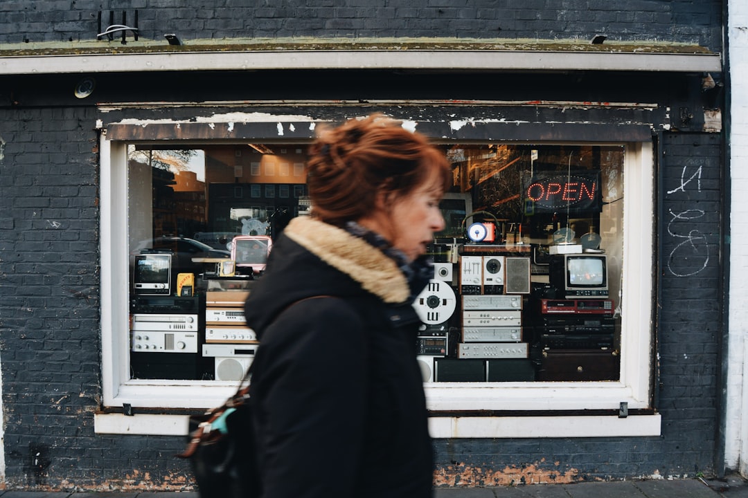 The Small Shop Guide to Better Appointment Links cover photo