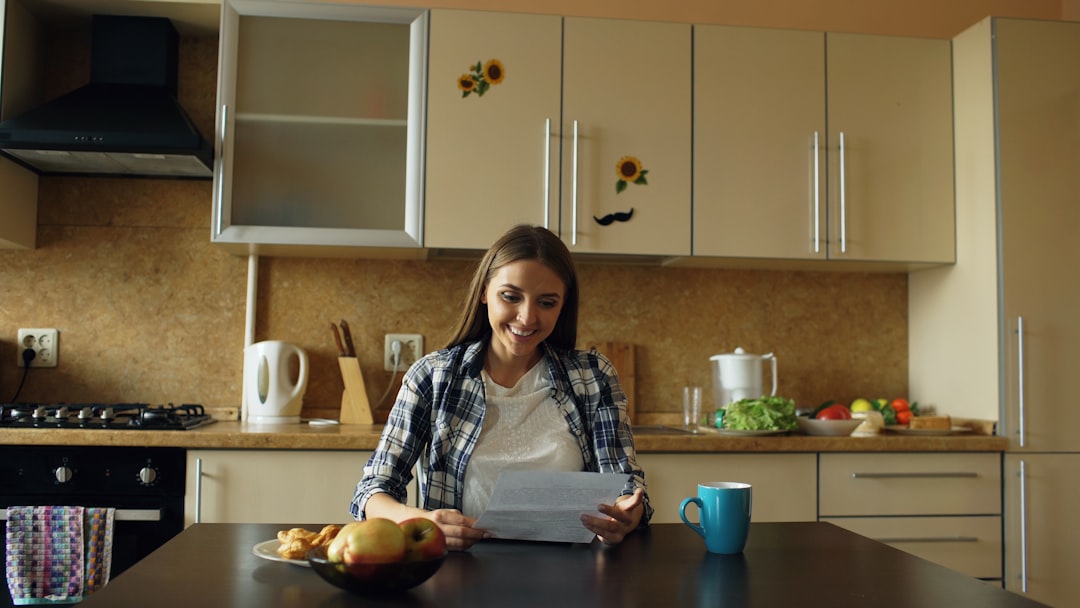 How a Screening Message Log Helps Small Landlords Stay Fair Under Pressure Image